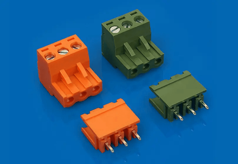 How Industrial Connectors Improve Equipment Reliability